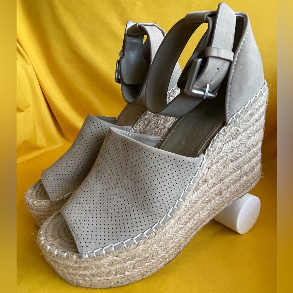 MARC FISHER WEDGE